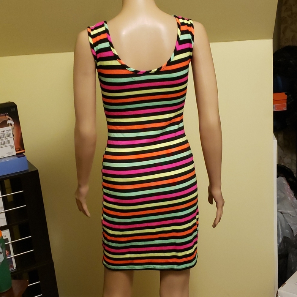 Mini dress - Picture 3 of 3
